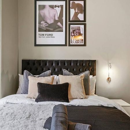Lovely Central Wakefield Apartment - Parking エクステリア 写真